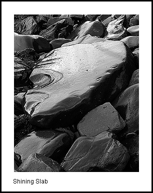 shrining slab / rocks and water